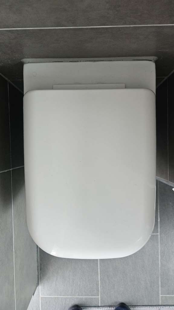 BAU-Forumsbeitrag: WC-Becken identifizieren: Hilfe bei der Suche nach passendem WC-Sitz BAU-Forumsbeitrag: WC-Becken identifizieren: Hilfe bei der Suche nach passendem WC-Sitz