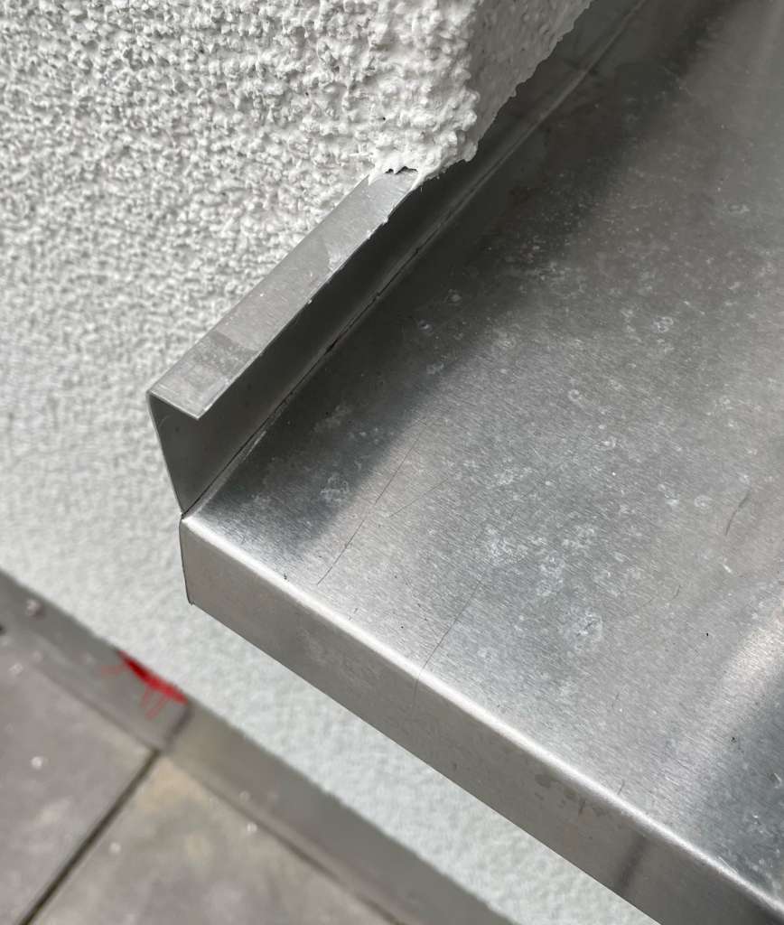 BAU-Forumsbeitrag: Fensterbänke: Qualität und Kosten im Neubau BAU-Forumsbeitrag: Fensterbänke: Qualität und Kosten im Neubau