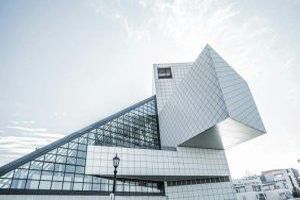 Futuristische Architektur: 5 ungewöhnliche Haustypen, die die Zukunft des Wohnens prägen - Bild: Lance Anderson / Unsplash Futuristische Architektur: 5 ungewöhnliche Haustypen, die die Zukunft des Wohnens prägen - Bild: Lance Anderson / Unsplash