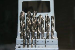 Die besten Marken von Akkuger&auml;ten: Welche gibt es? - Bild: Mushon Tamir / Unsplash