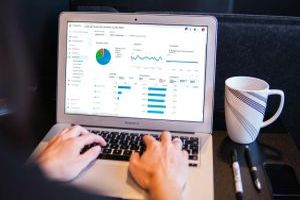 Vom Trading zur Traumimmobilie: Innovative Finanzierungsstrategien f&uuml;r Ihr Eigenheim - Bild: Myriam Jessier / Unsplash