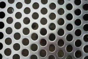 Vertiefen Sie Ihr Wissen &uuml;ber die Auswahl von Materialien f&uuml;r Gitterroststufen: Was Sie wissen m&uuml;ssen - Bild: Rupert Kittinger-Sereinig / Pixabay