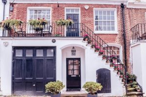 Futuristische Architektur: 5 ungewöhnliche Haustypen, die die Zukunft des Wohnens prägen - Bild: Travel-Cents / Unsplash Futuristische Architektur: 5 ungewöhnliche Haustypen, die die Zukunft des Wohnens prägen - Bild: Travel-Cents / Unsplash