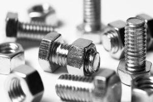 TOX-D&uuml;bel halten - weltweit - Bild: Edge2Edge Media / Unsplash