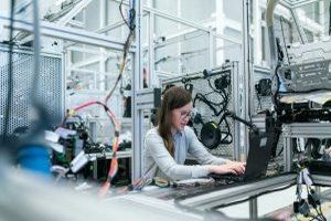 Waagen: ein vielseitiges Einsatzgebiet - Bild: ThisisEngineering RAEng / Unsplash