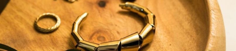 Waschtischunterschränke - schwebend und leicht Waschtischunterschränke - schwebend und leicht