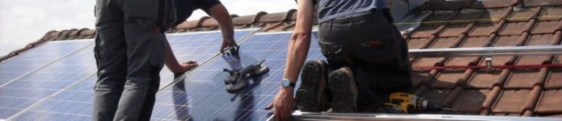 Wer ist für die Installation der PV-Anlage zuständig? Wer ist für die Installation der PV-Anlage zuständig?