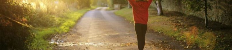 Aufrechterhaltung einer korrekten Körperhaltung beim Heben Aufrechterhaltung einer korrekten Körperhaltung beim Heben