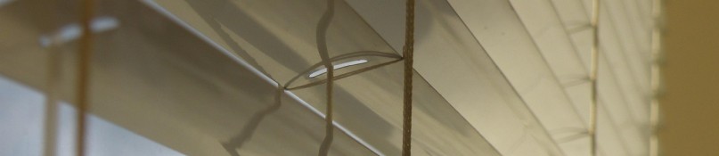 DIY-Installation von Jalousien ohne Bohren: Schritt-für-Schritt-Anleitung DIY-Installation von Jalousien ohne Bohren: Schritt-für-Schritt-Anleitung