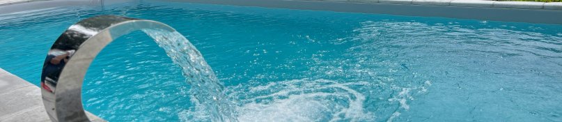 Eigenheim mit Swimmingpool: Von der Baugrunduntersuchung bis zur technischen Ausstattung Eigenheim mit Swimmingpool: Von der Baugrunduntersuchung bis zur technischen Ausstattung