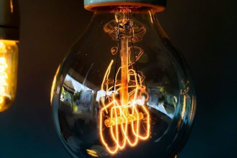 Beleuchtungstrends 2026: Naturinspirierte Designs und warme Materialien